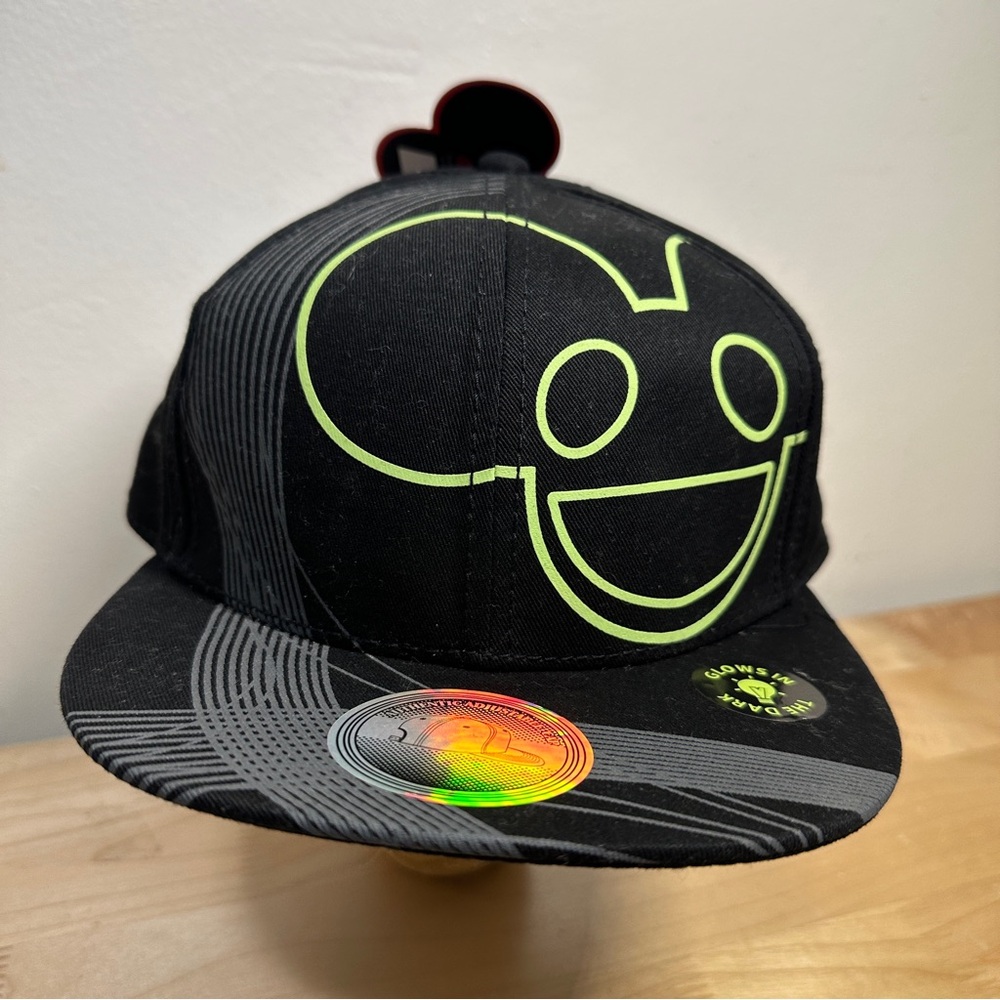 NWT deadmau5 Glow in the Dark Snapback Hat Black Neon Green One Size
